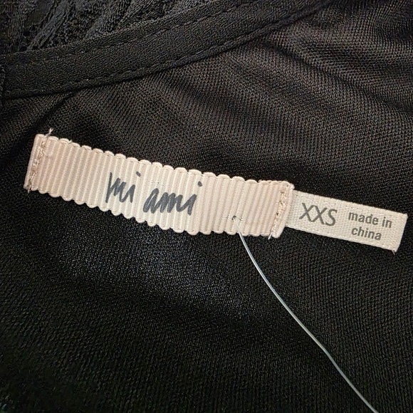 Francescas Mi ami Lace Wrap Romper Black Short Sleeve Tie Waist XXS - Picture 6 of 8